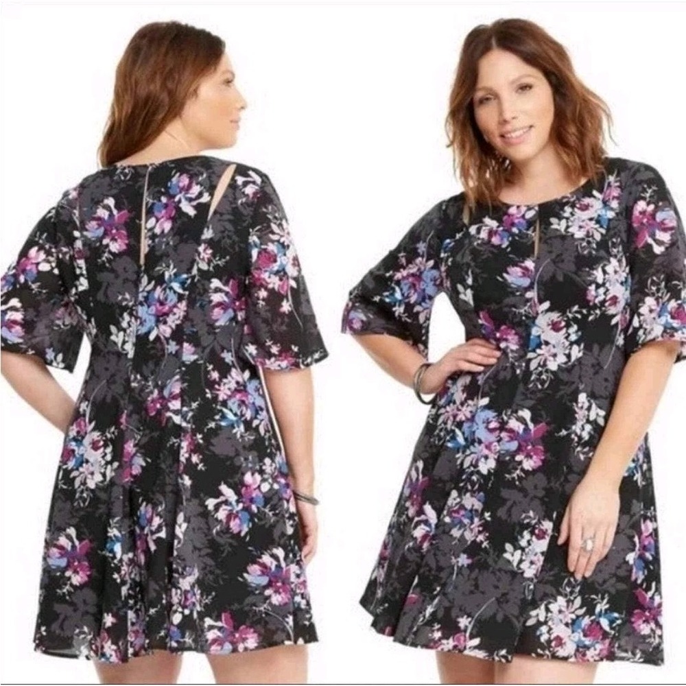 Torrid 18 Black Purple Blue Floral Chiffon Flutter Sleeve Lined Fit Flare Dress